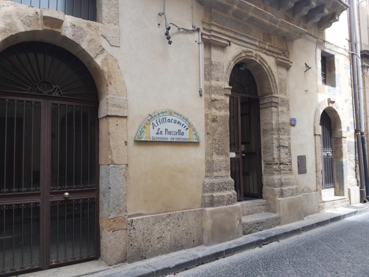 Affittacamere La Piazzetta カルタジローネ エクステリア 写真